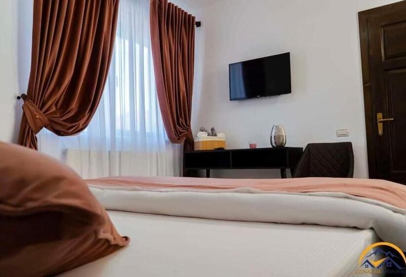 Номер Стандарт Вид на Сад, Conacul Doamnei