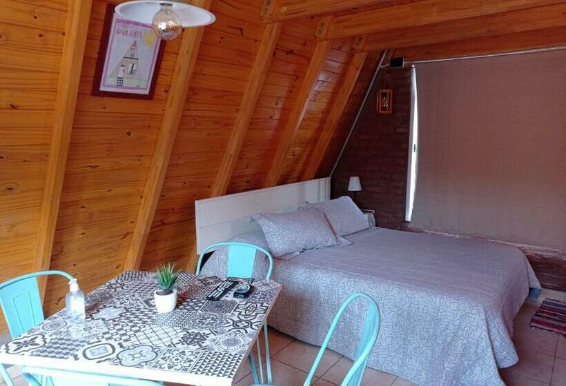 بنجلو قياسى, Apart Hotel Quedate