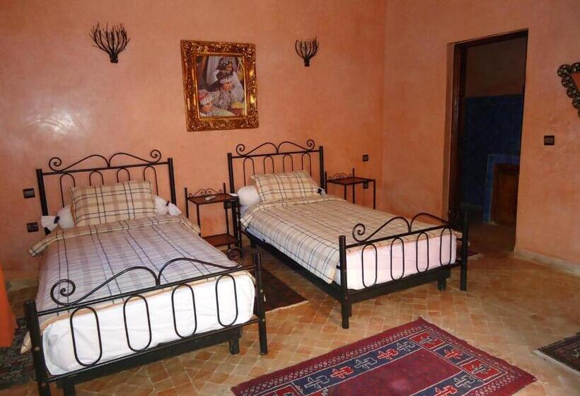 غرفة قياسية ثلاثية, Riad L  Arganier D  Or