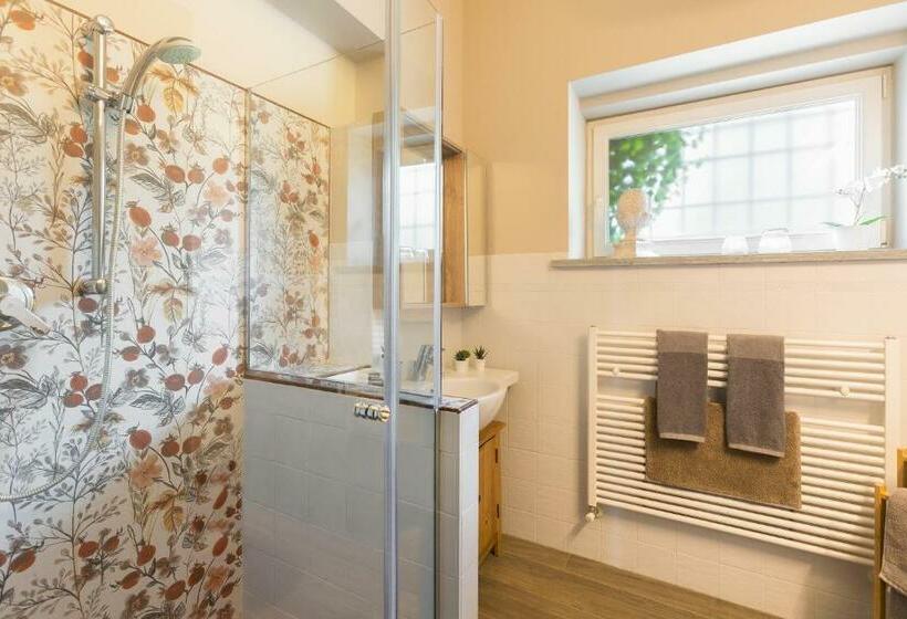 חדר סטנדרט פנימי, White Tail Organic Farm