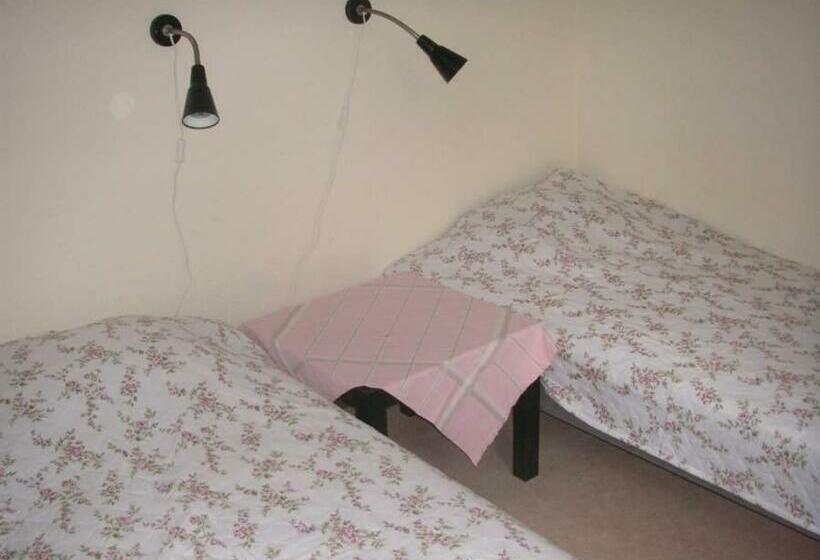 غرفة أساسية حمام مشترك, ängens B&b