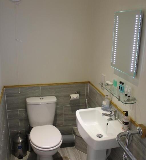 キングサイズベッドのスイートルーム, Aviedale Suite