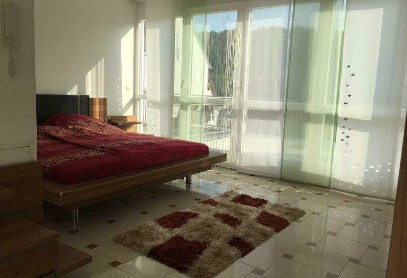 복층 룸, Emc Maisonette