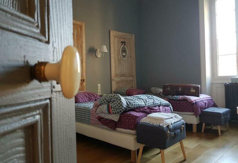 Трехместный Номер Стандарт Вид на Сад, Les Tourelles