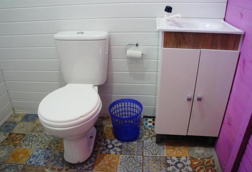 חדר סטנדרט לארבעה, Pousada Pico Da Galera/maquiné