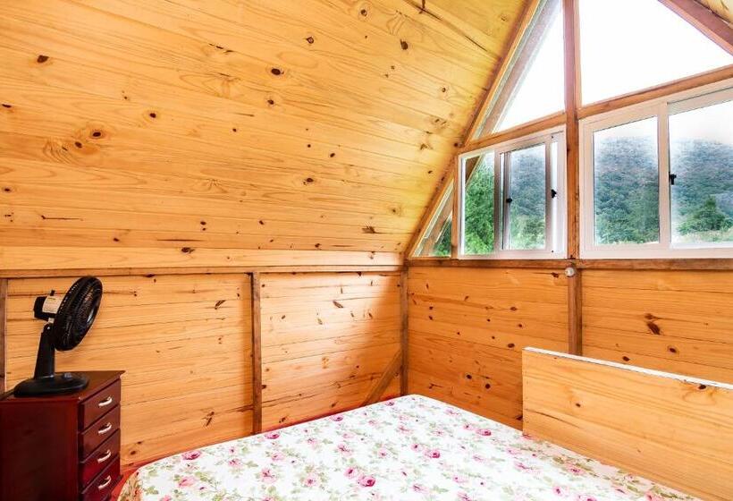 家庭间, Pousada Pico Da Galera/maquiné