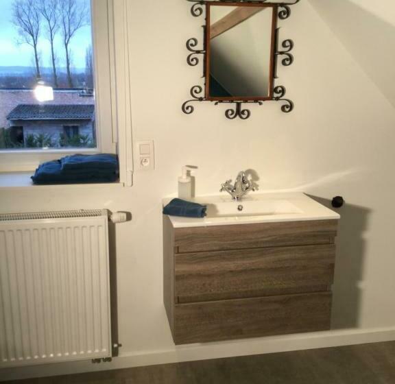 Номер Стандарт, B&b 22