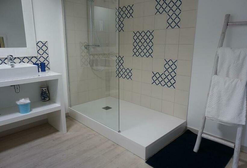 带大床的标准间, Brin De Cocagne