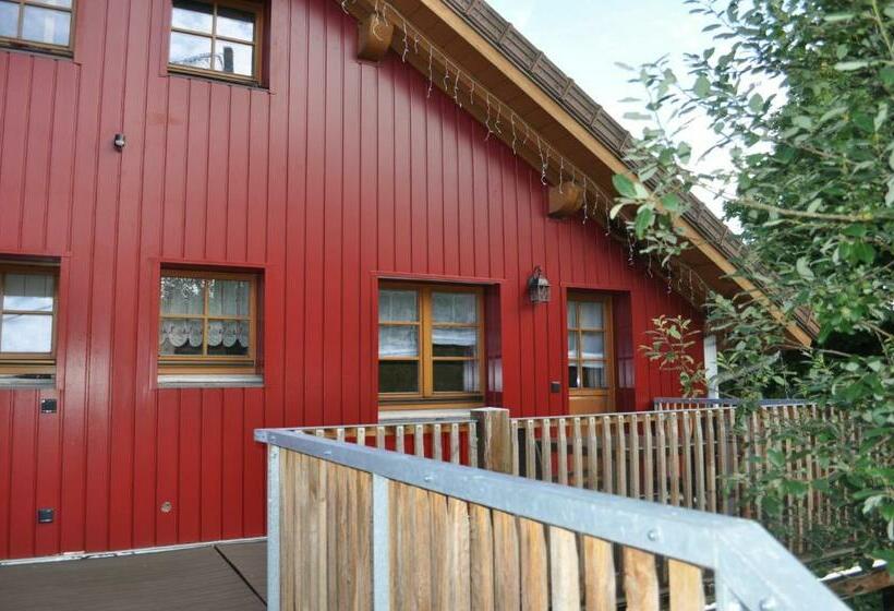 Номер Deluxe с Балконом, Chambre Merisier Dans Une Ferme Avec étang Privé Au Coeur De La Région Des Mille étangs, Faucogney E