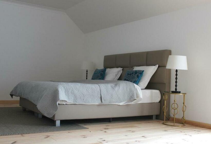 חדר דלוקס, Château Boussas