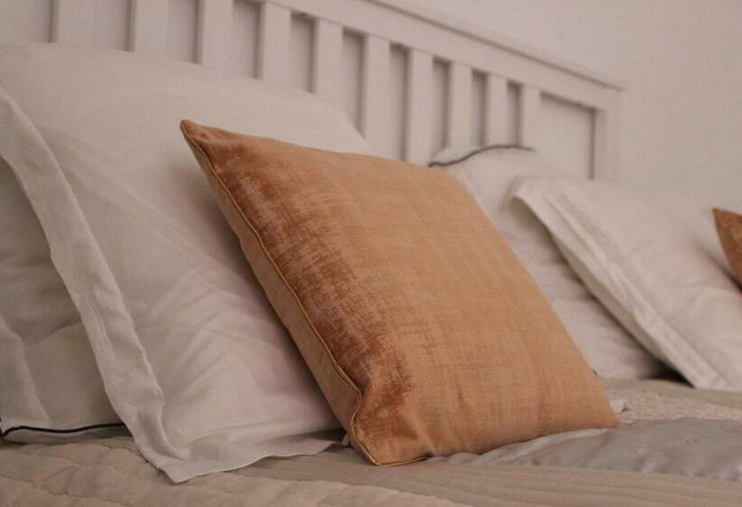 חדר דלוקס, Château Boussas