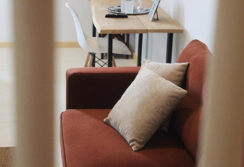 חדר דלוקס, Château Boussas