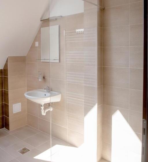 스탠다드 트리플 룸, Csató Panzió   Pensiunea Csató