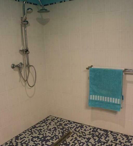 适合残疾人士使用的单人标准间, La Fromagerie