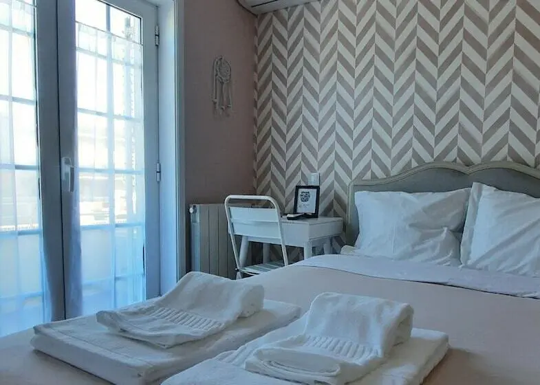 Standard-huone, Smiling Places Guest House In Labruge