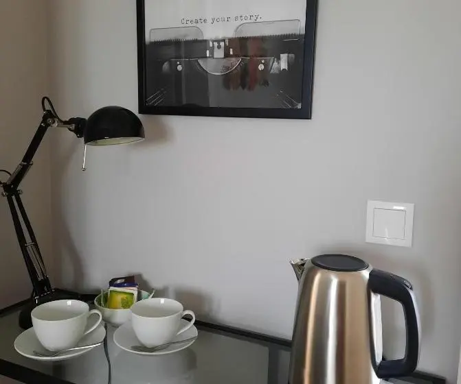 Perhesviitti, Smiling Places Guest House In Labruge