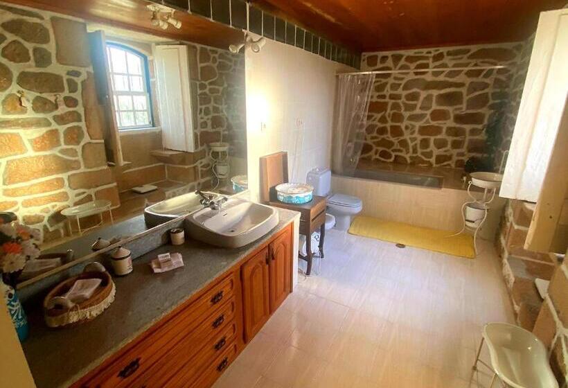 סוויטה, Solar Dos Carvalhos