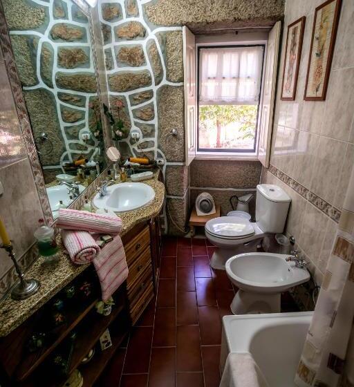 חדר סטנדרט לארבעה, Solar Dos Carvalhos