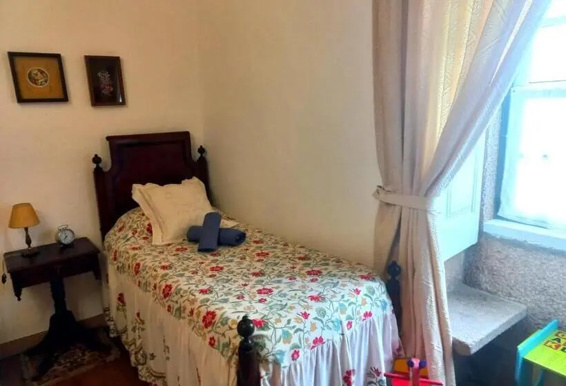 スタンダード４人部屋, Solar Dos Carvalhos