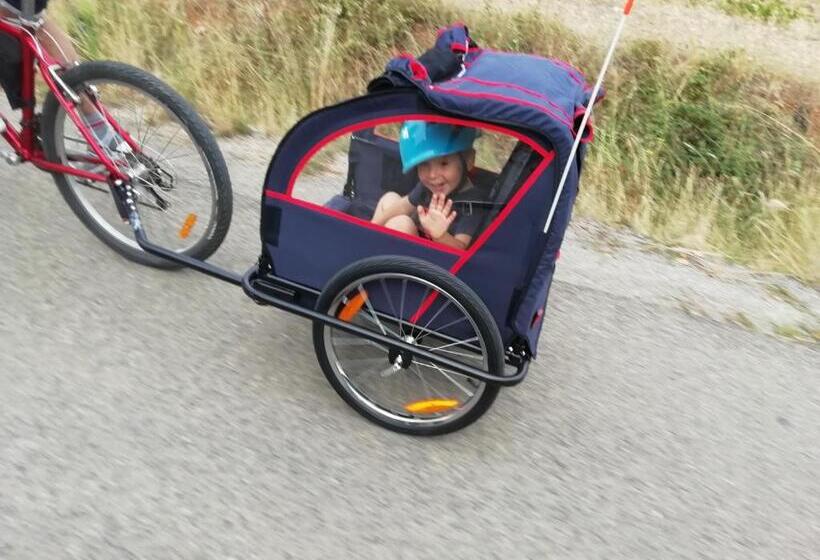 标准间, Un Nid Entre Vignes Et Pierres Pic St Loup