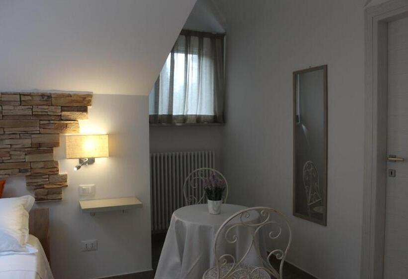 اتاق استاندارد, Villa De Ruschi