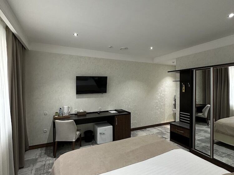 اتاق استاندارد, Green Park