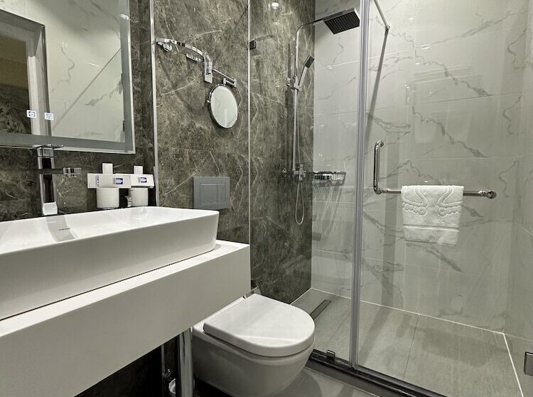 اتاق استاندارد, Green Park