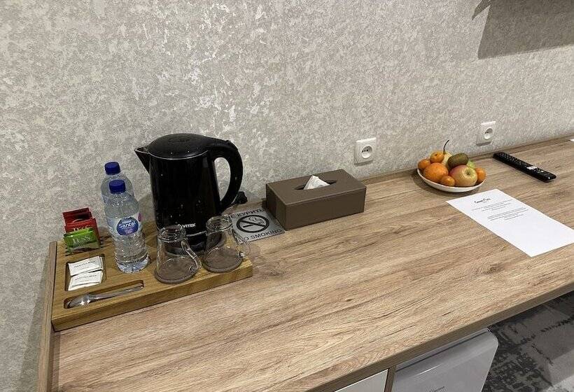 اتاق سوپریور, Green Park