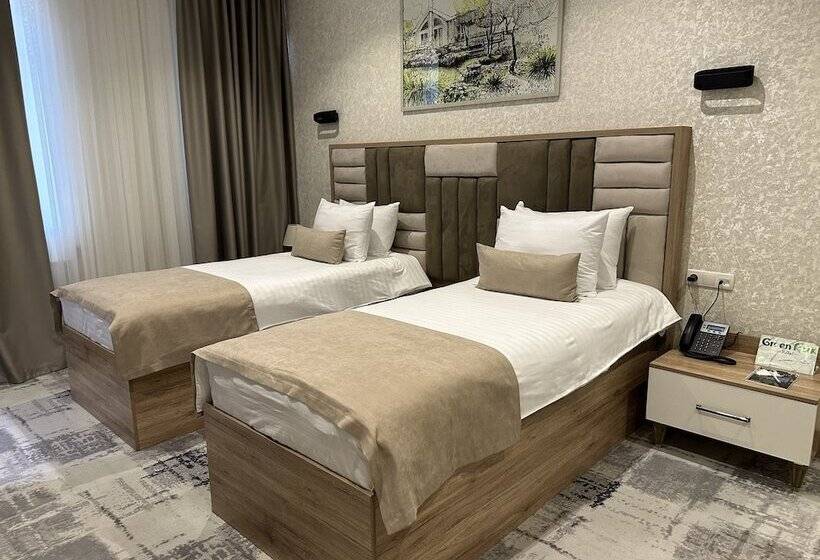 اتاق سوپریور, Green Park