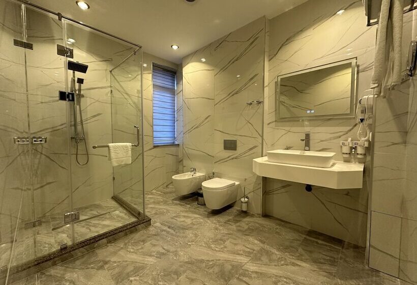 اتاق سوپریور, Green Park