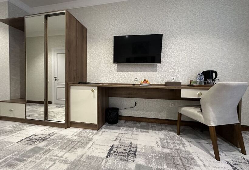 اتاق سوپریور, Green Park