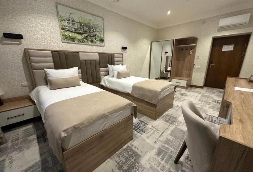 اتاق سوپریور, Green Park