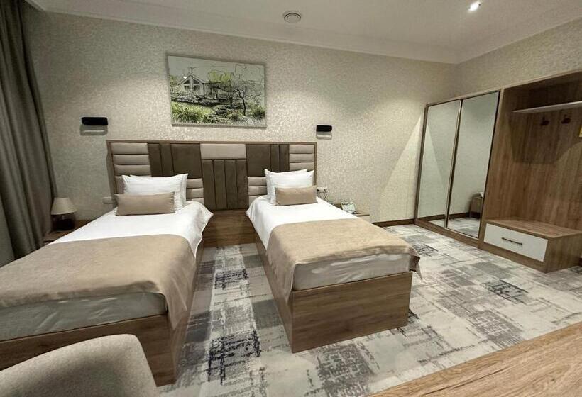 اتاق سوپریور, Green Park