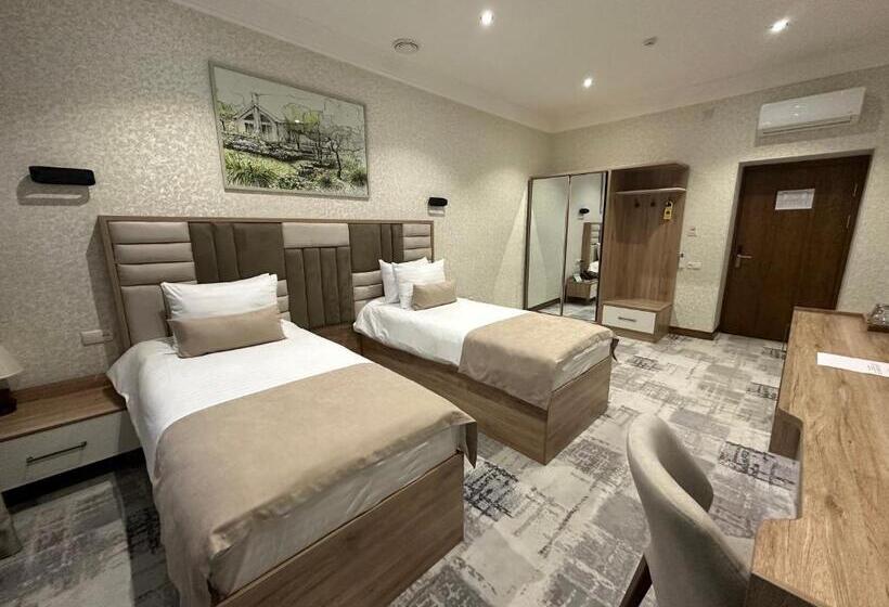 اتاق سوپریور, Green Park