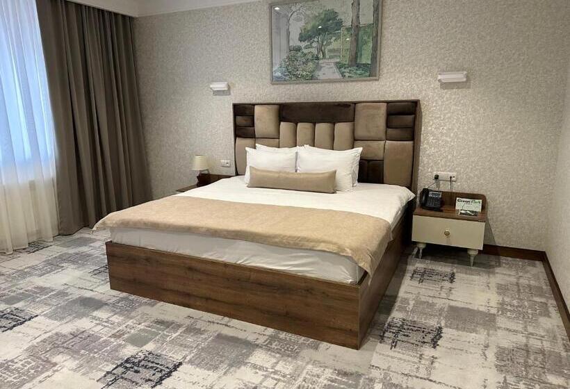 اتاق سوپریور با تخت بزرگ, Green Park