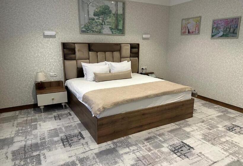 اتاق سوپریور با تخت بزرگ, Green Park