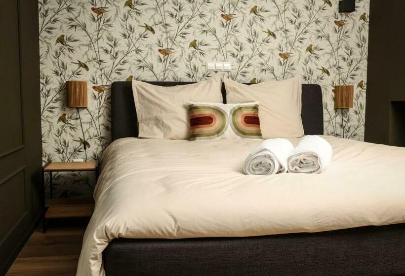 غرفة قياسية, Heeren Aan De Haven