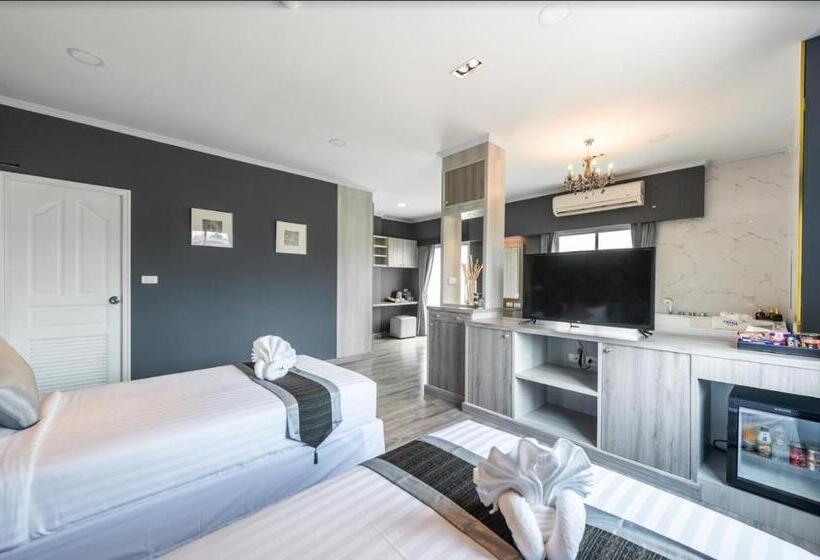 Люкс, Patra Luxury Hotel Suvarnabhumi