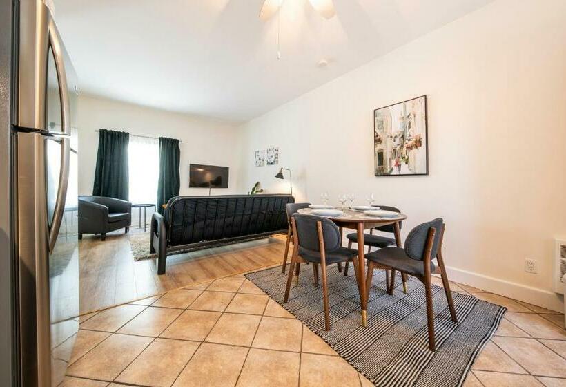 Апартаменты 1 Спальня, Square Victoria Maison Hôtelière