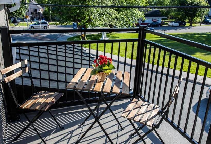 スーペリアールーム, Square Victoria Maison Hôtelière