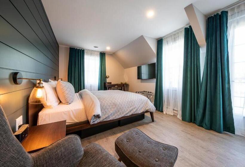 Номер Superior, Square Victoria Maison Hôtelière