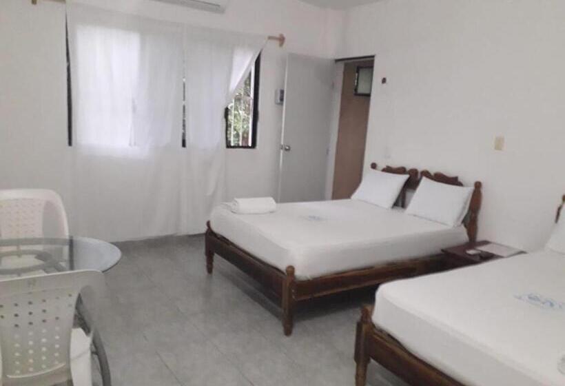 غرفه قياسيه سريرين مزدوجين, Hospedaje Papagrande