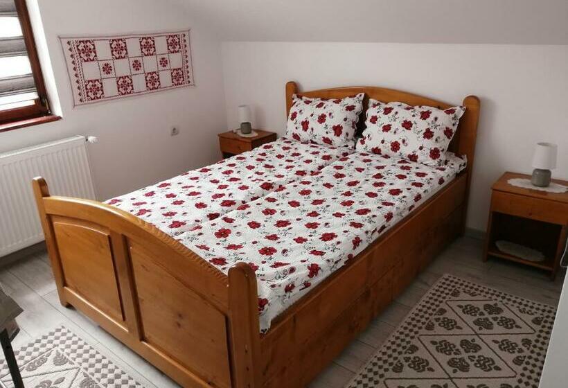 Номер Deluxe, Kalotaszeg Vendégház
