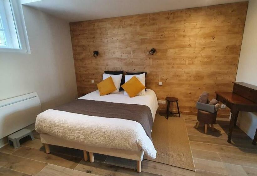 غرفة عائلية, L Hébergerie