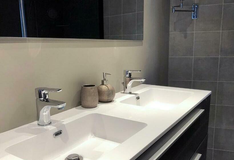 디럭스 룸, Le Prieuré De Bazainville