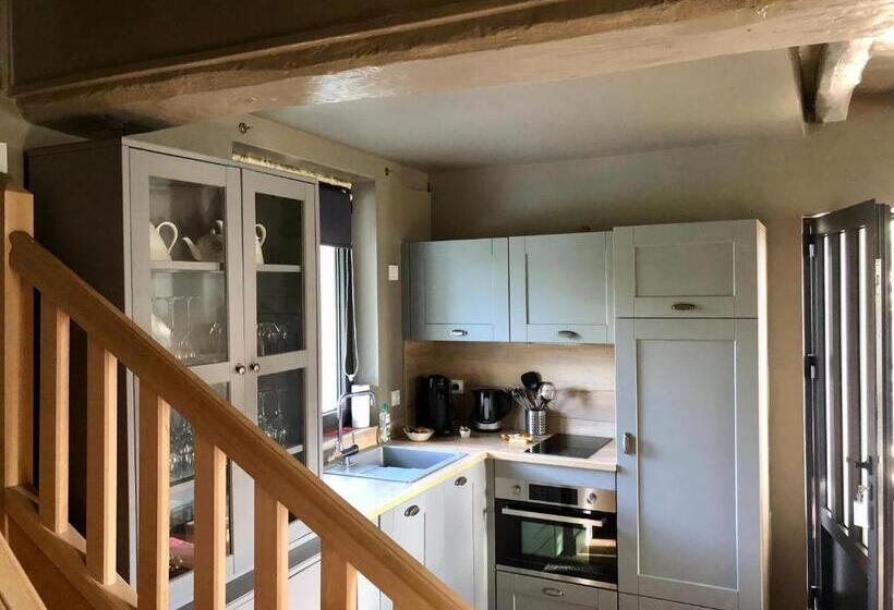 غرفة دوبلكس, Le Prieuré De Bazainville