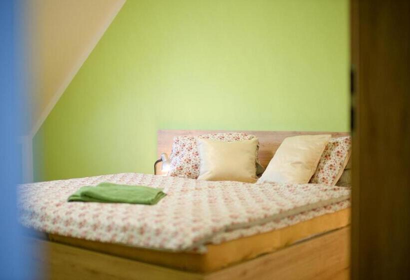 침실 1개 아파트, Penzion Zlatovláska U Zámku červená Lhota