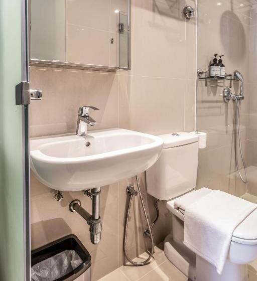 استودیوی استاندارد, Heritage Collection On Clarke Quay   Mobile App Check In