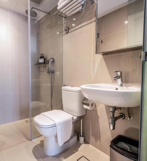 استودیوی پریمیوم, Heritage Collection On Clarke Quay   Mobile App Check In