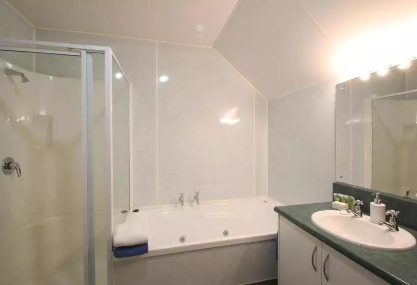 Huoneisto 1 Makuuhuone, Amross Motel